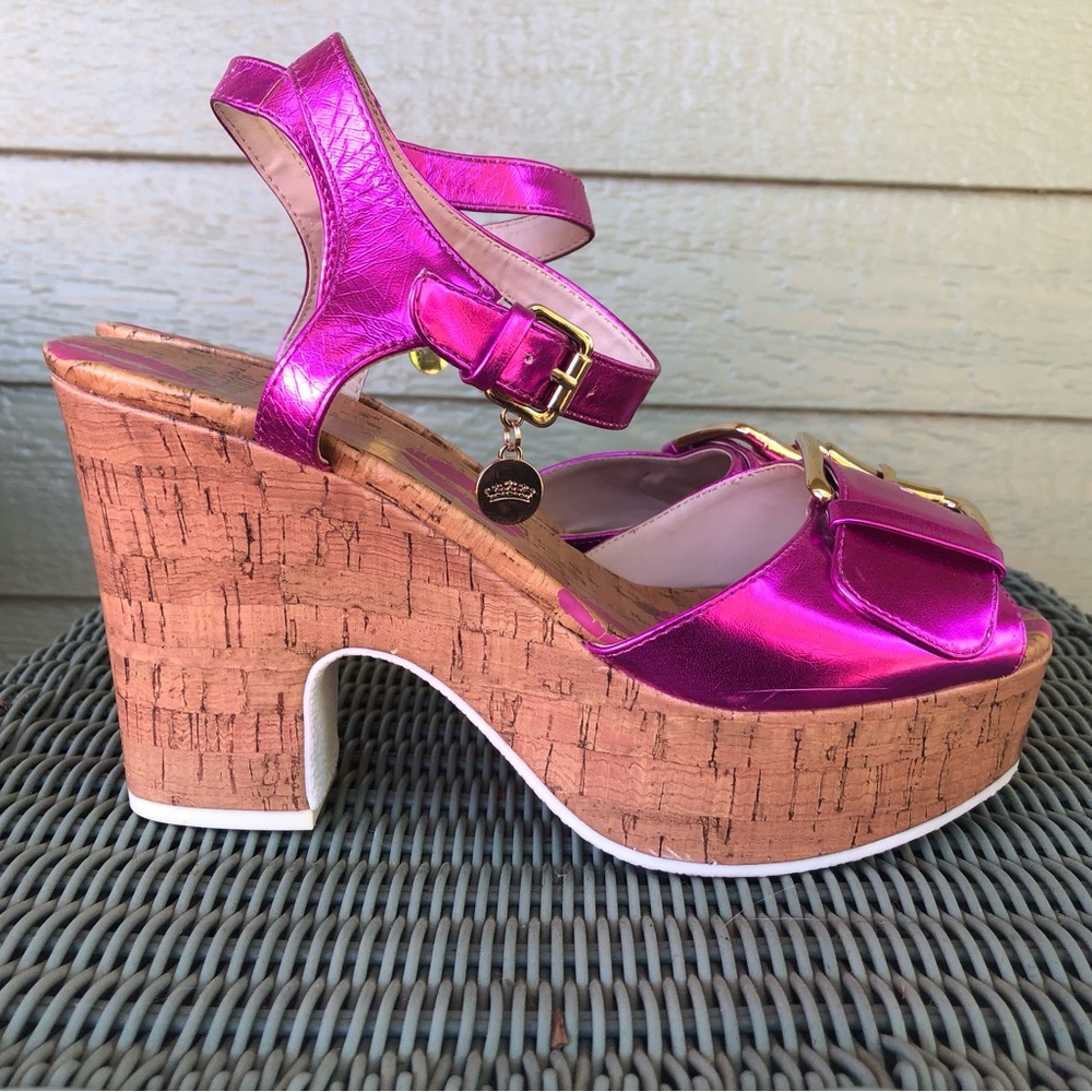 Juicy Couture Metallic Hot Pink Platform Sandals